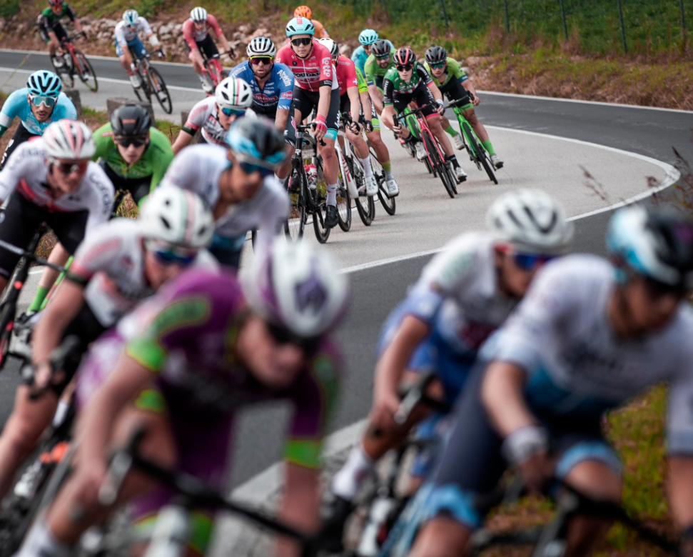 NORMATIVA PER L’ABILITAZIONE ALL’ESERCIZIO DELL’ATTIVITA’ DI CORRIDORE PROFESSIONISTA