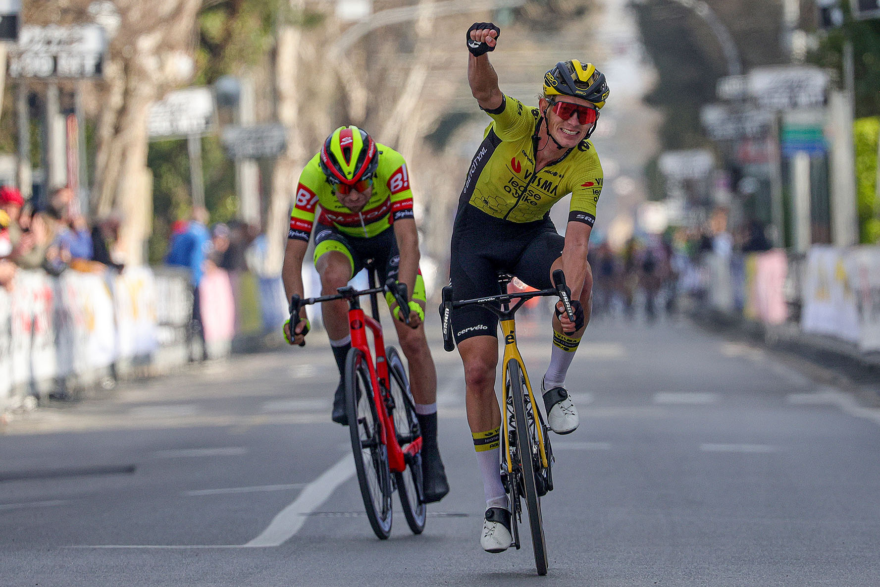 Koen Bouwmann conquista la terza tappa alla Coppi e Bartali