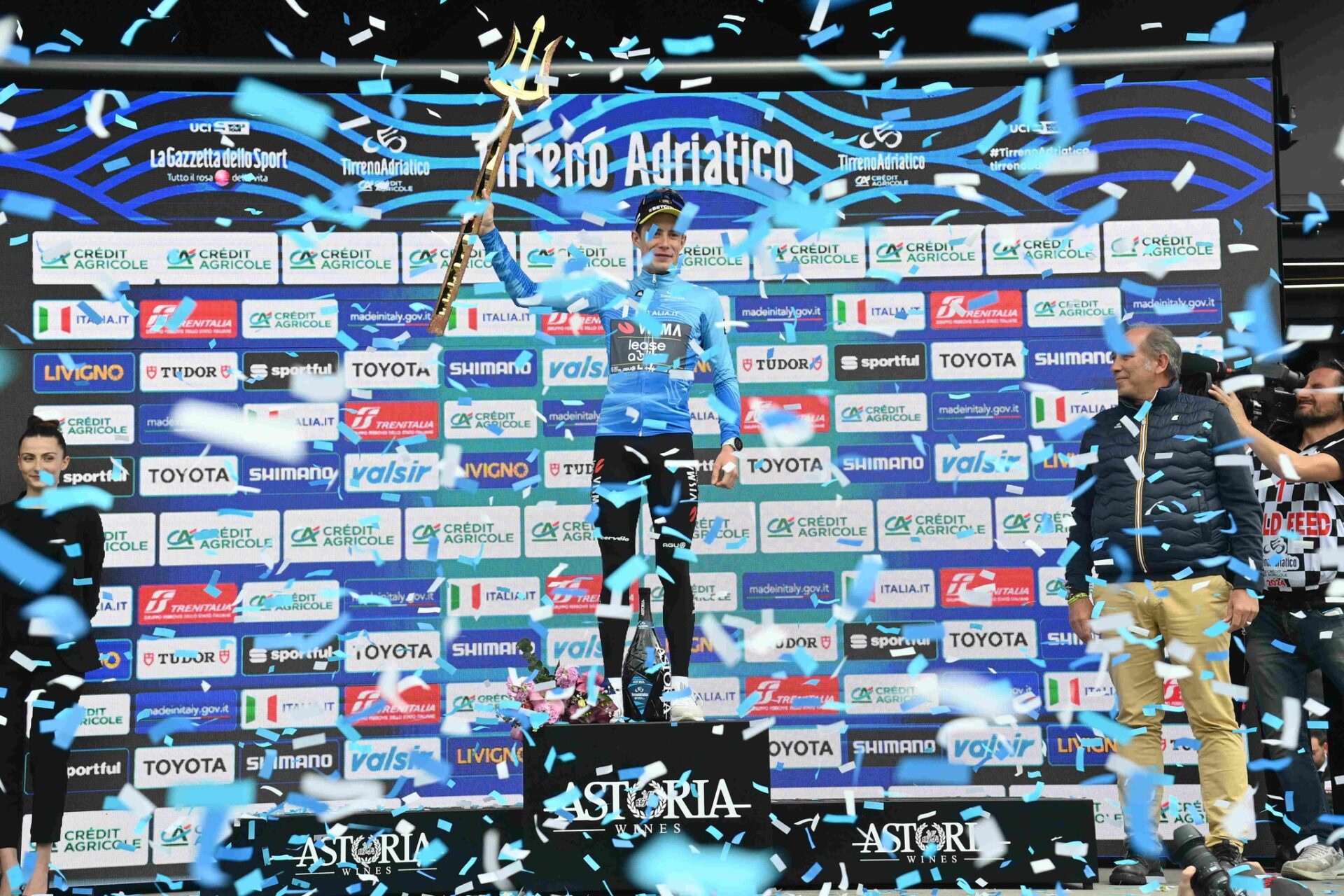 MILAN E VINGEEGARD FESTEGGIANO A SAN BENEDETTO DEL TRONTO