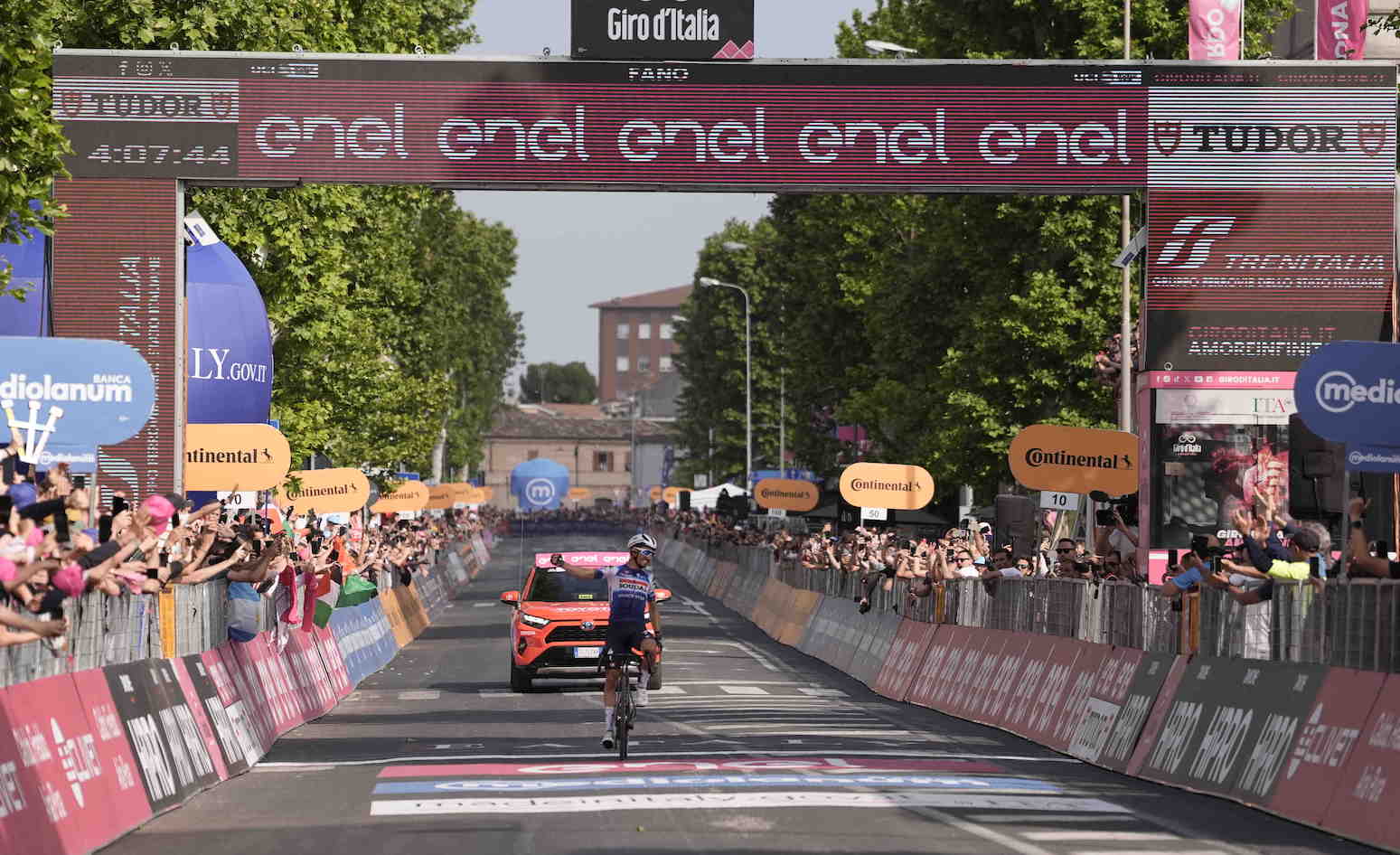 #GIRO2024: JULIAN ALAPHILIPPE VINCE A FANO