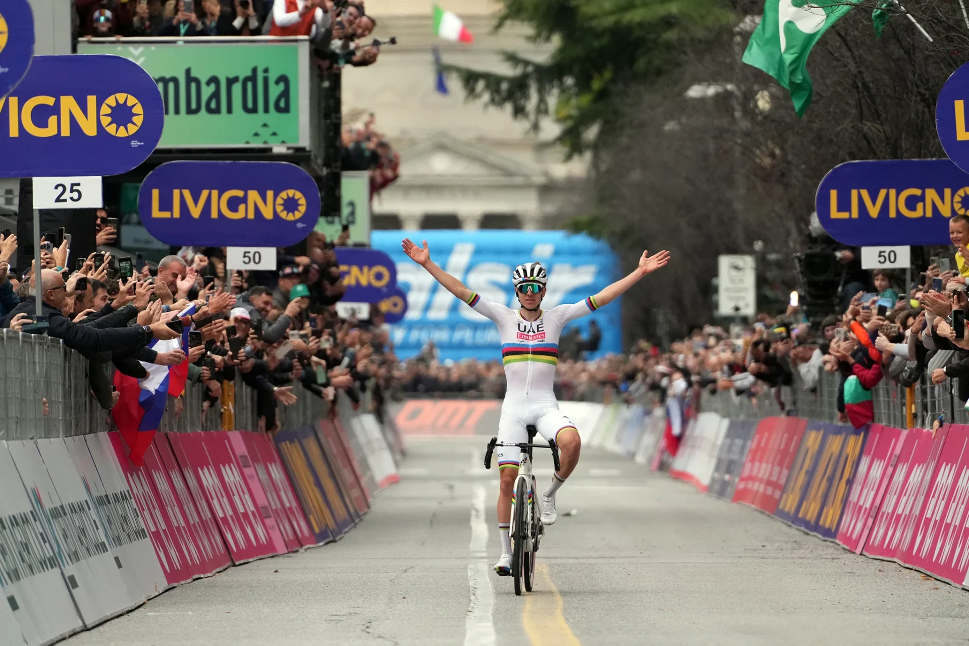 GIRO DI LOMBARDIA 2024 ANCORA SUPER POGACAR