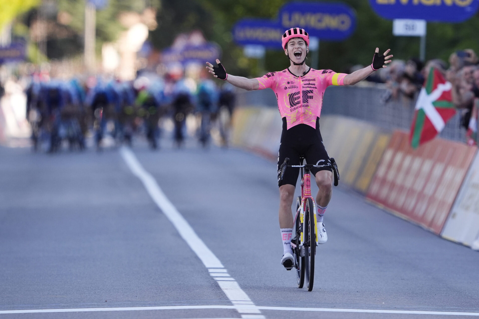 NEILSON POWLESS, UN AMERICANO AL GRANPIEMONTE 2024