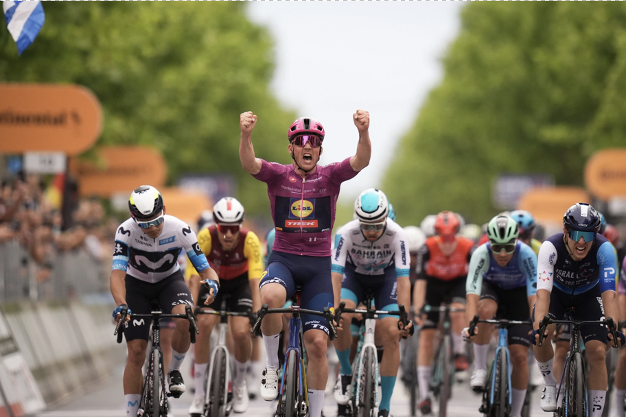 MADS PEDERSEN SI RIPRENDE LA ROSA. TAPPA E MAGLIA